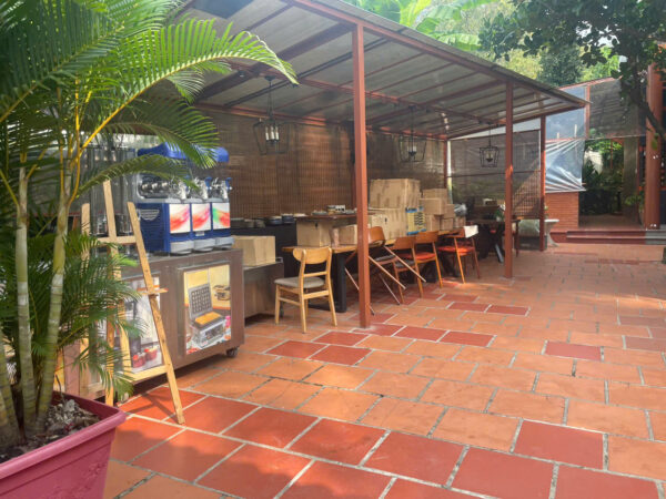 Khảo sát không gian tổ chức tiệc tại nhà quận 2