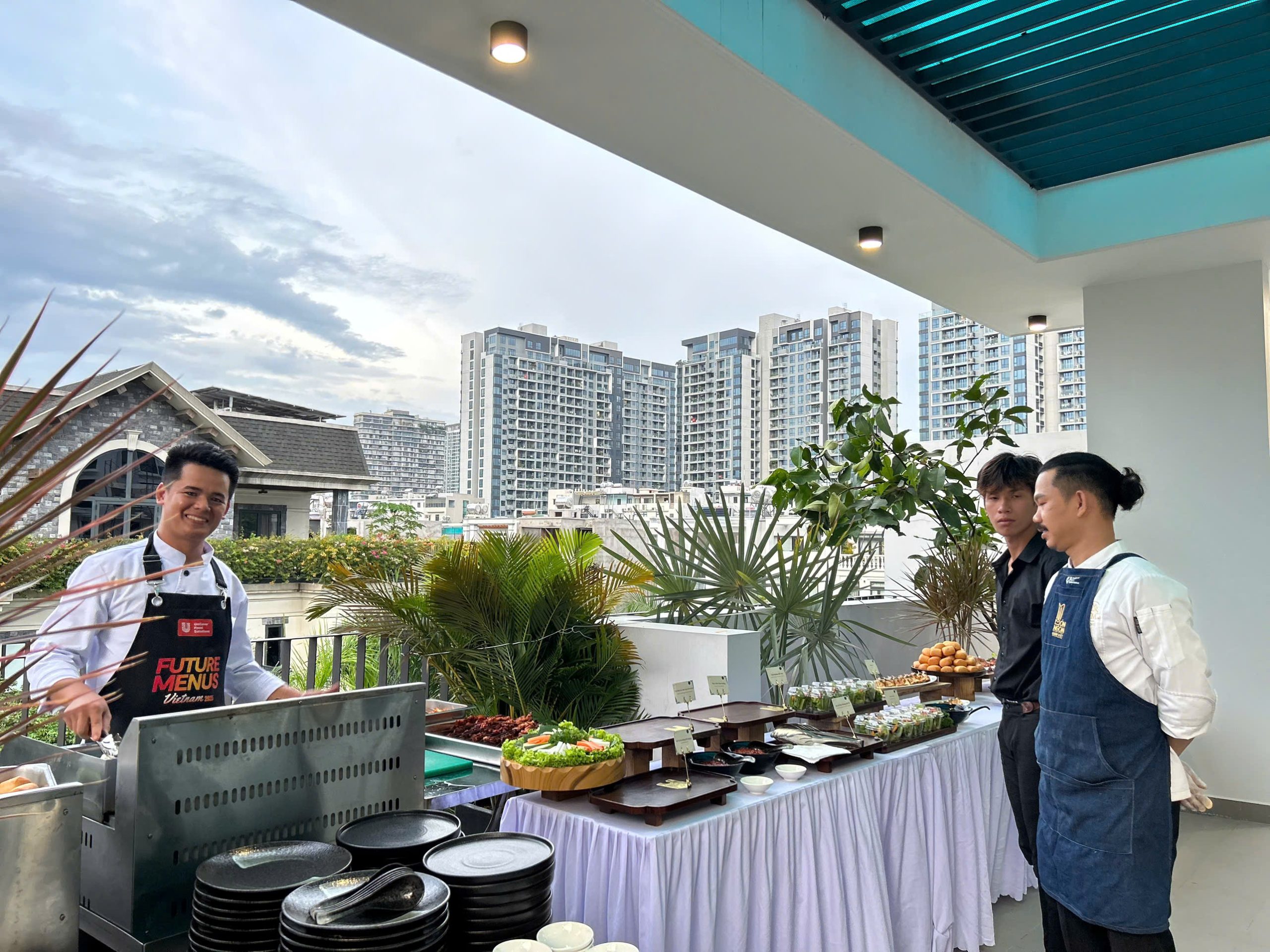 Kinh nghiệm chọn dịch vụ nấu tiệc tại nhà giá rẻ mà uy tín