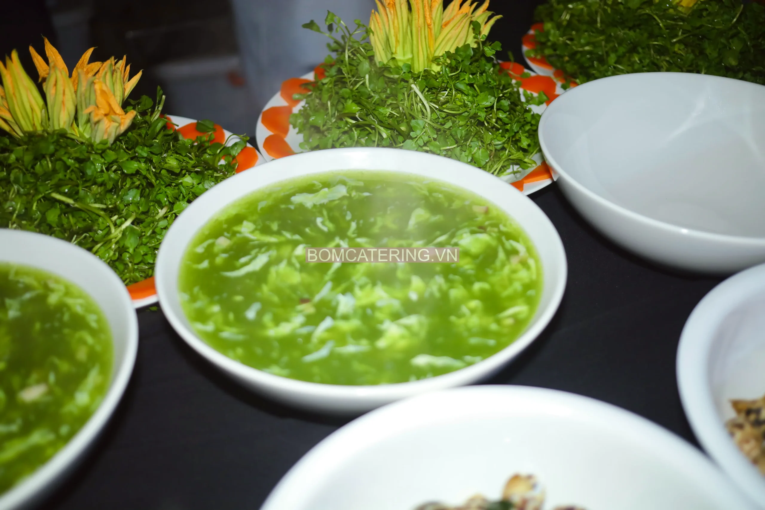 Ý Tưởng Tổ Chức Tiệc Tất Niên Vui Nhộn Cuối Năm