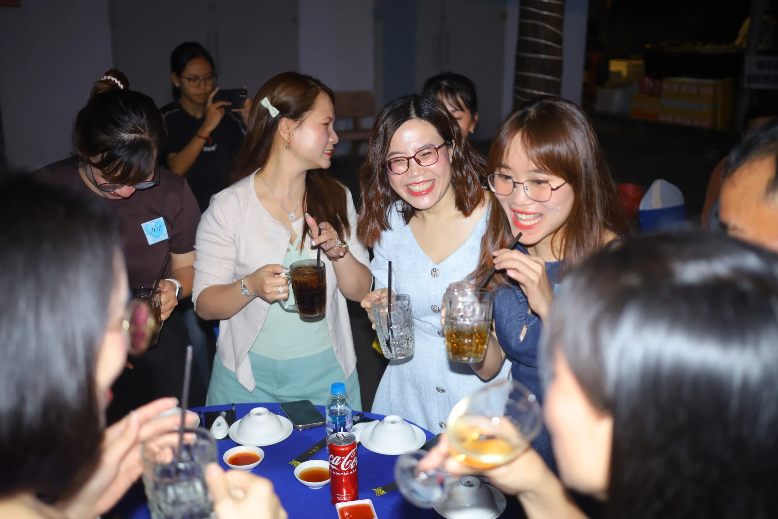 Lập kế hoạch cho tiệc họp mặt