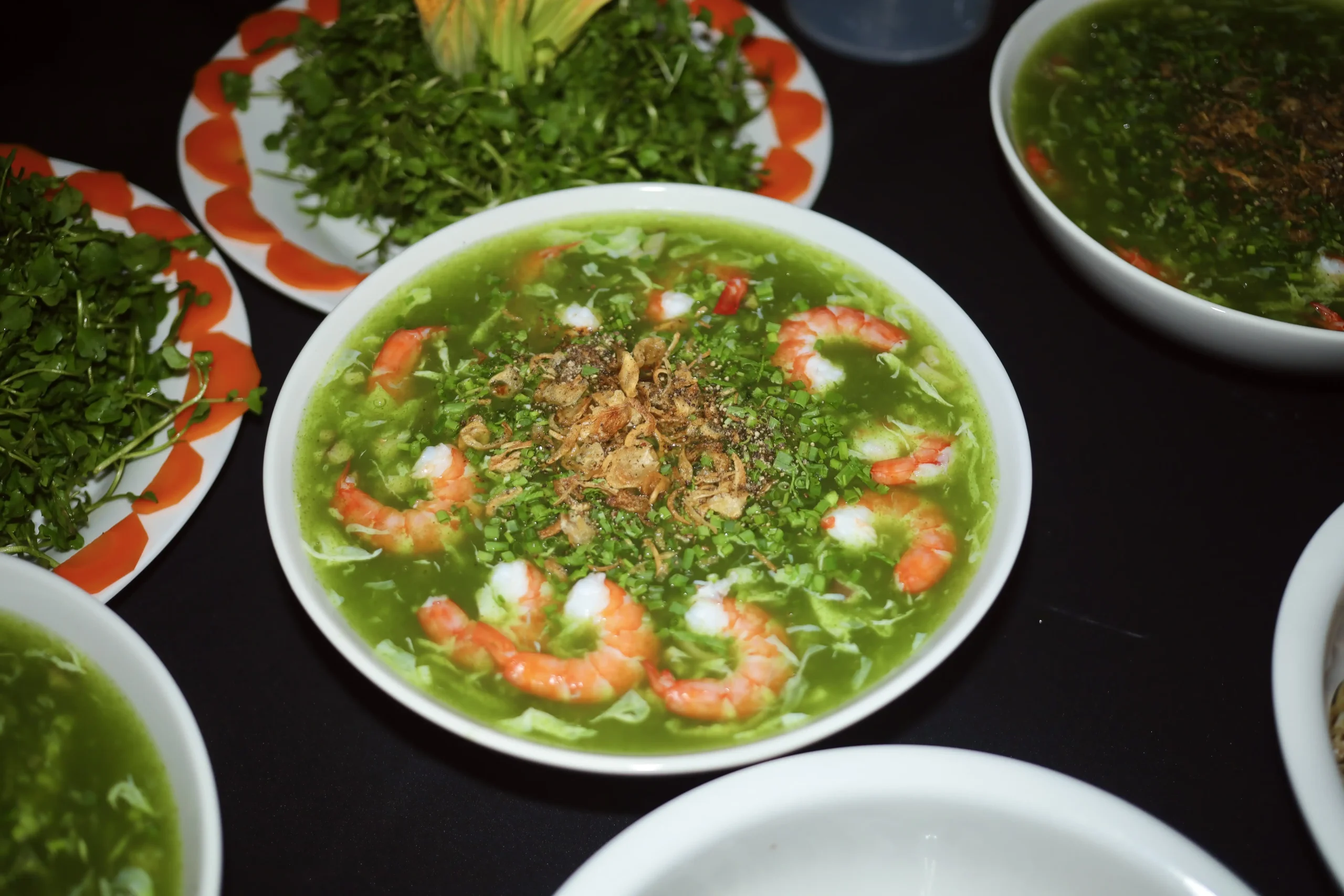 Ý Tưởng Tổ Chức Tiệc Tất Niên Cuối Năm