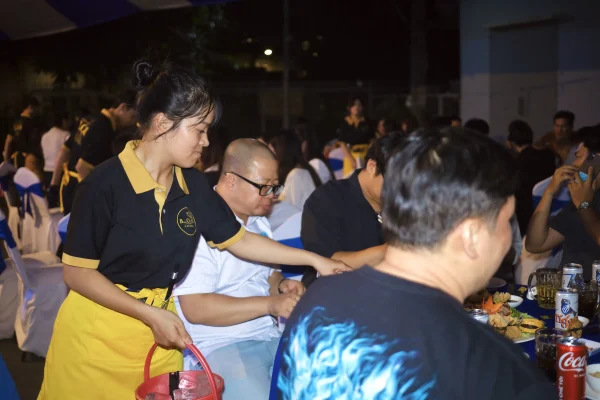 Giới thiệu khái niệm tiệc tất niên trong văn hóa doanh nghiệp Việt